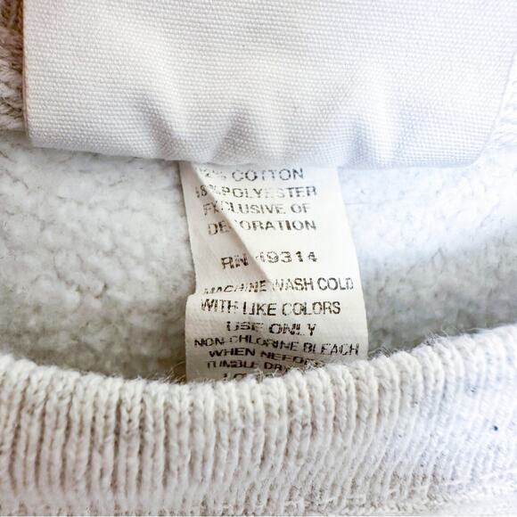 Xavier University Musketeers Champion Reverse Weave Sweatshirt - Picture 5 of 12